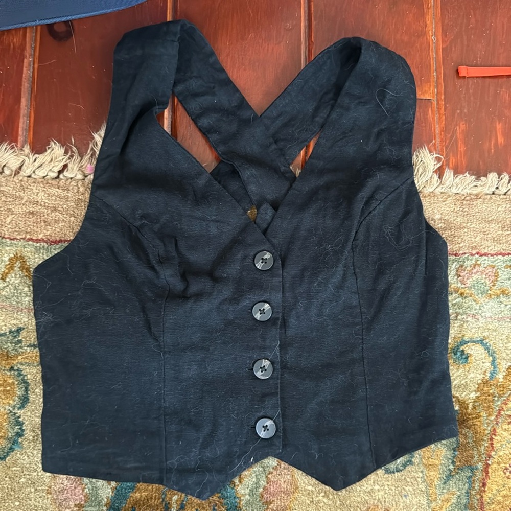 Abercrombie and fitch black linen cross back button vest